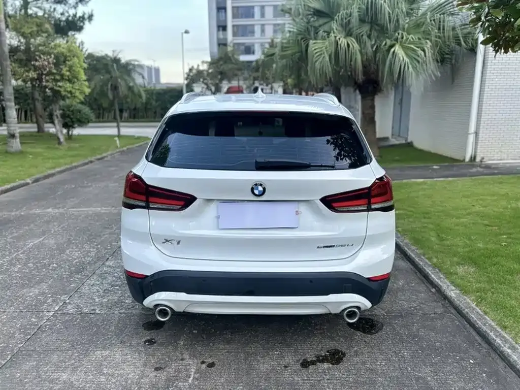 BMW X1 — фото 4