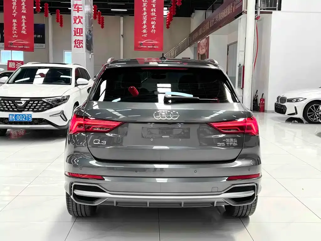 Audi Q3 — фото 7
