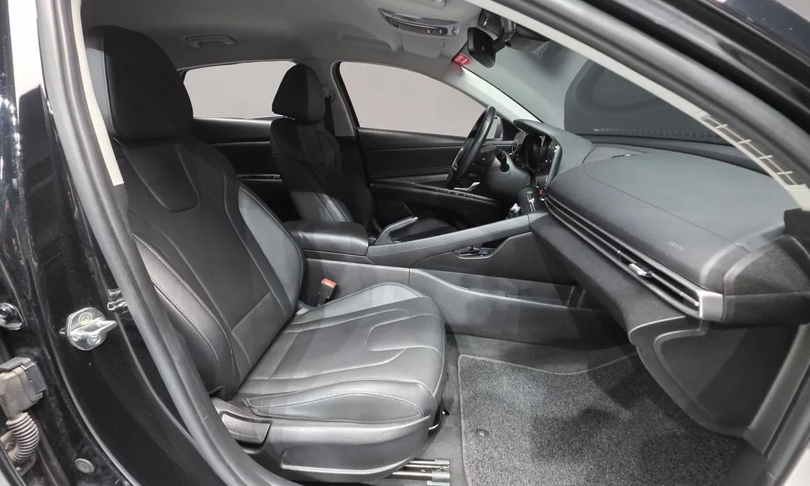 Hyundai AVANTE 2021 из KR, фото 6