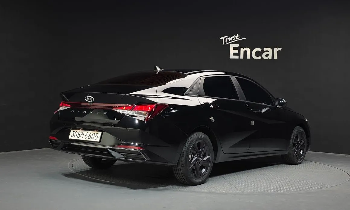 Hyundai AVANTE 2021 из KR, фото 2