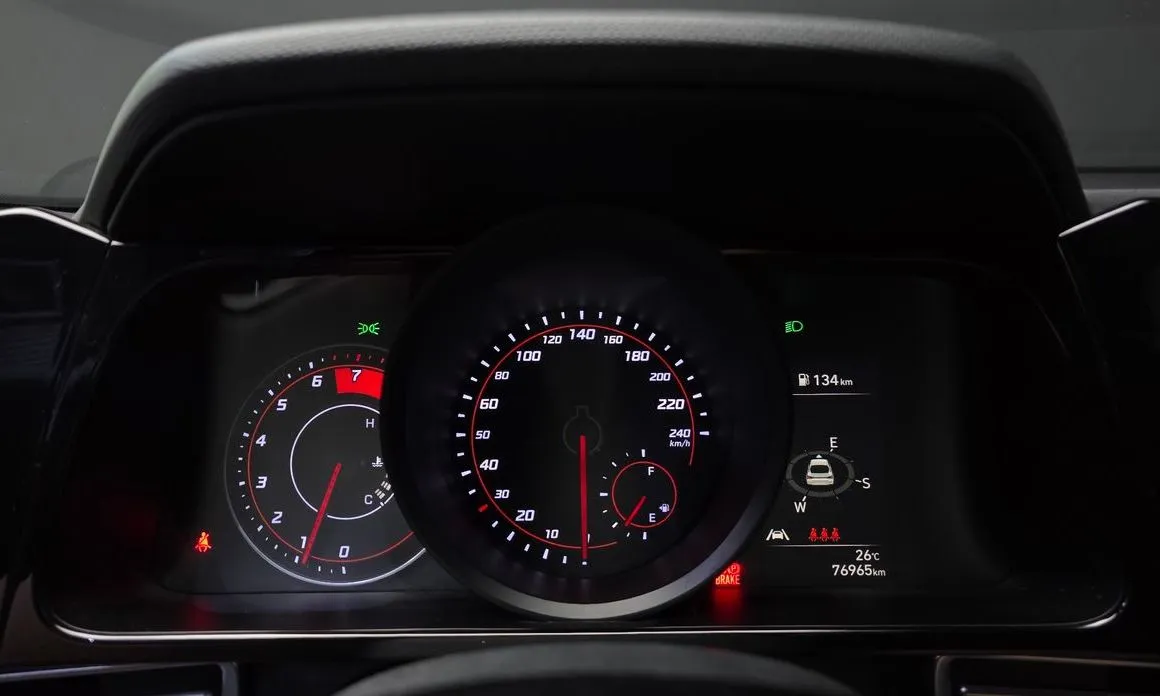 Hyundai AVANTE 2021 из KR, фото 3
