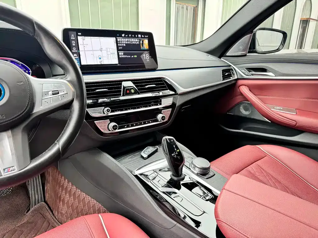 BMW 5 Series New Energy — фото 3
