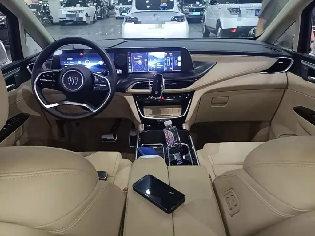 Buick GL8 Hybrid — фото 7