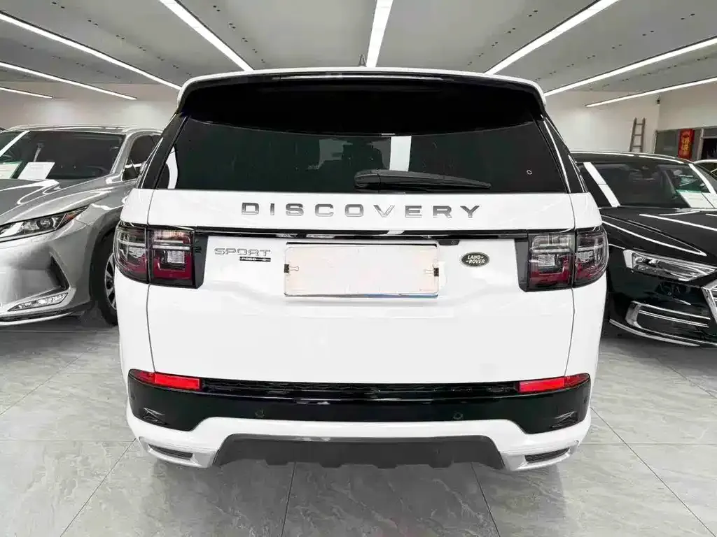Land Rover Discovery Sport — фото 2