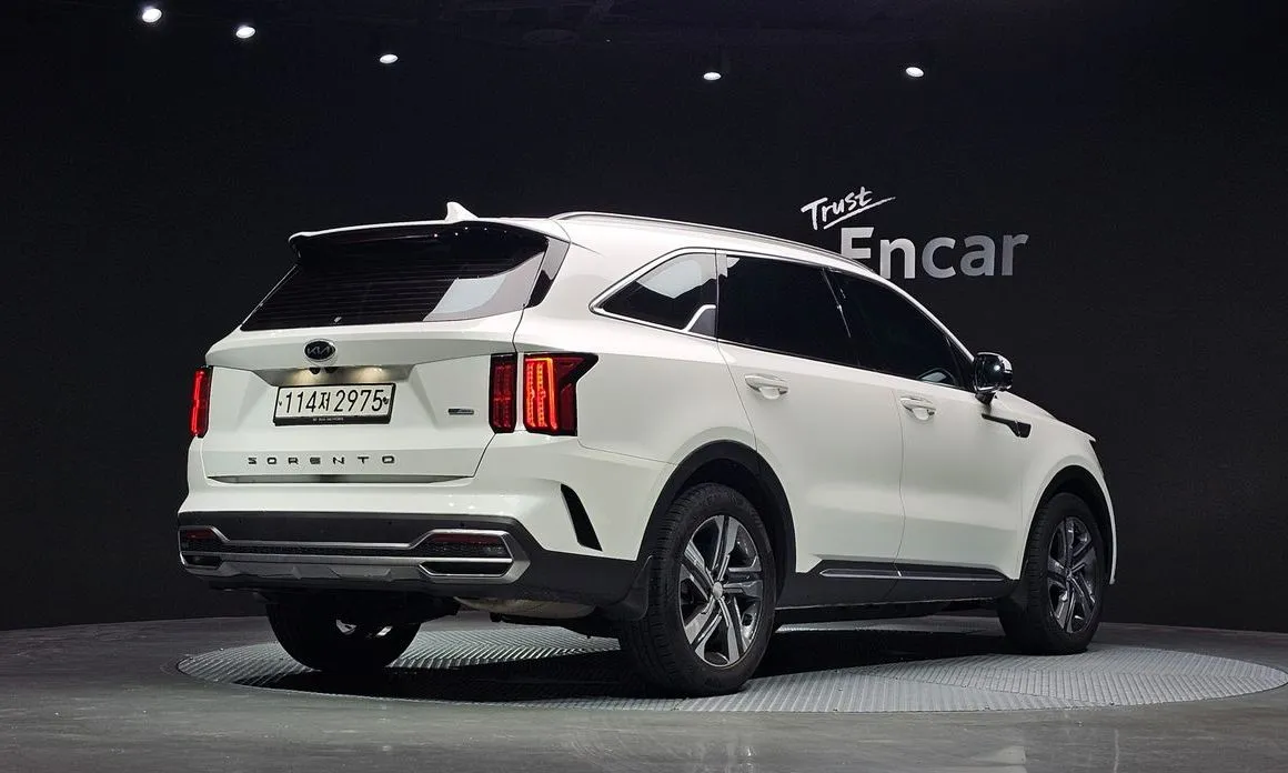 Kia Sorento — фото 4