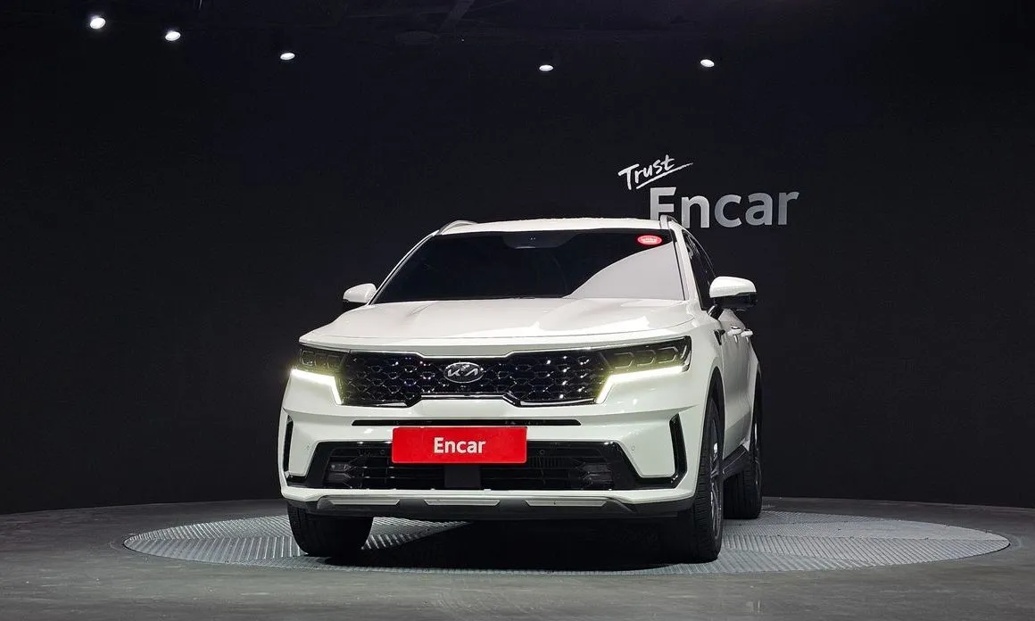 Kia Sorento — фото 6
