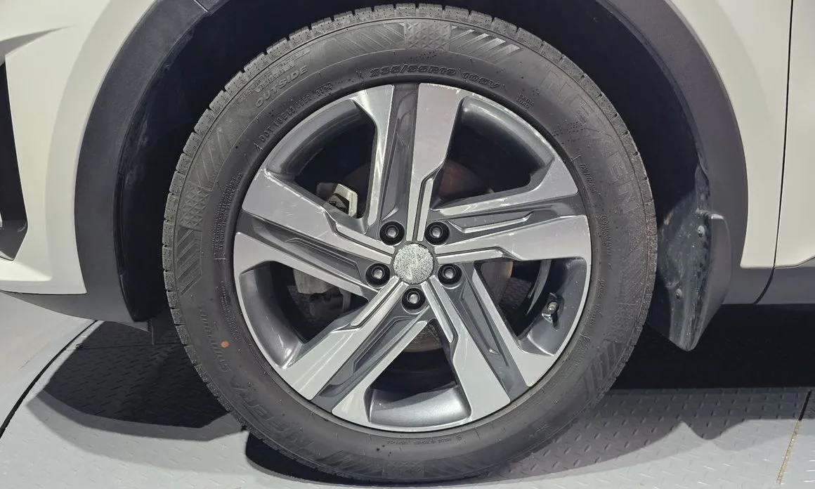 Kia Sorento — фото 8