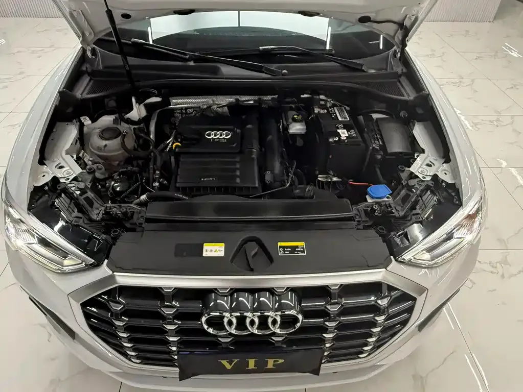 Audi Q3 — фото 6
