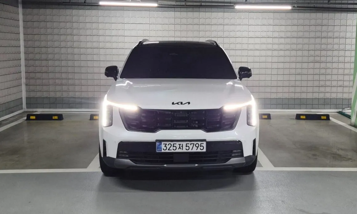 Kia Sorento — фото 1