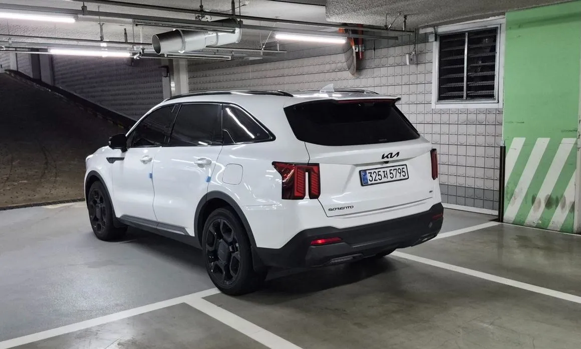 Kia Sorento — фото 4