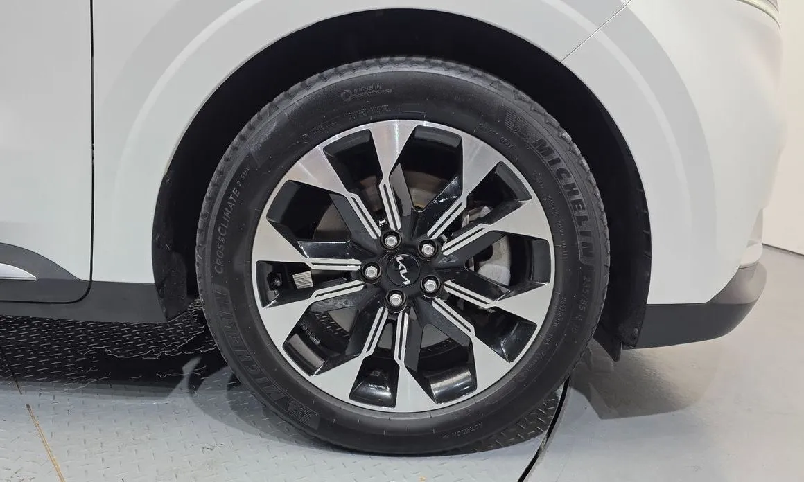Kia Carnival 2023 из KR, фото 8