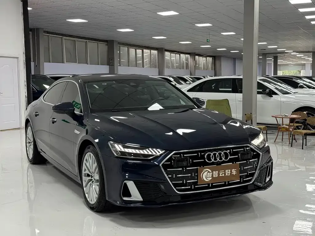 Audi A7L 2024 из CN, фото 2