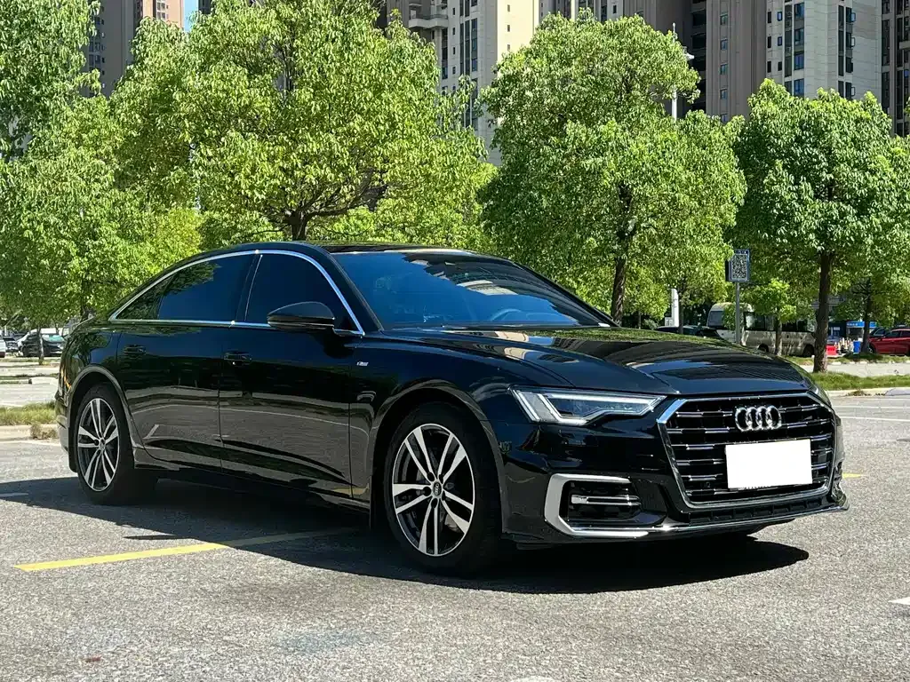 Audi A6L — фото 9