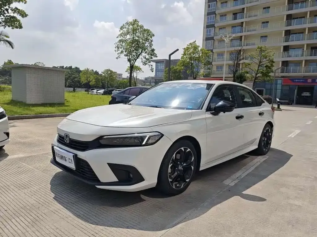 Honda Civic — фото 1