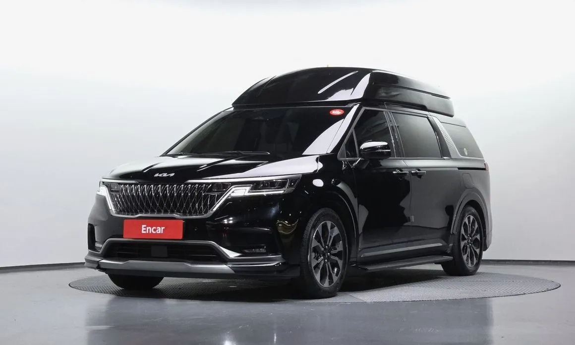 Kia Carnival — фото 1