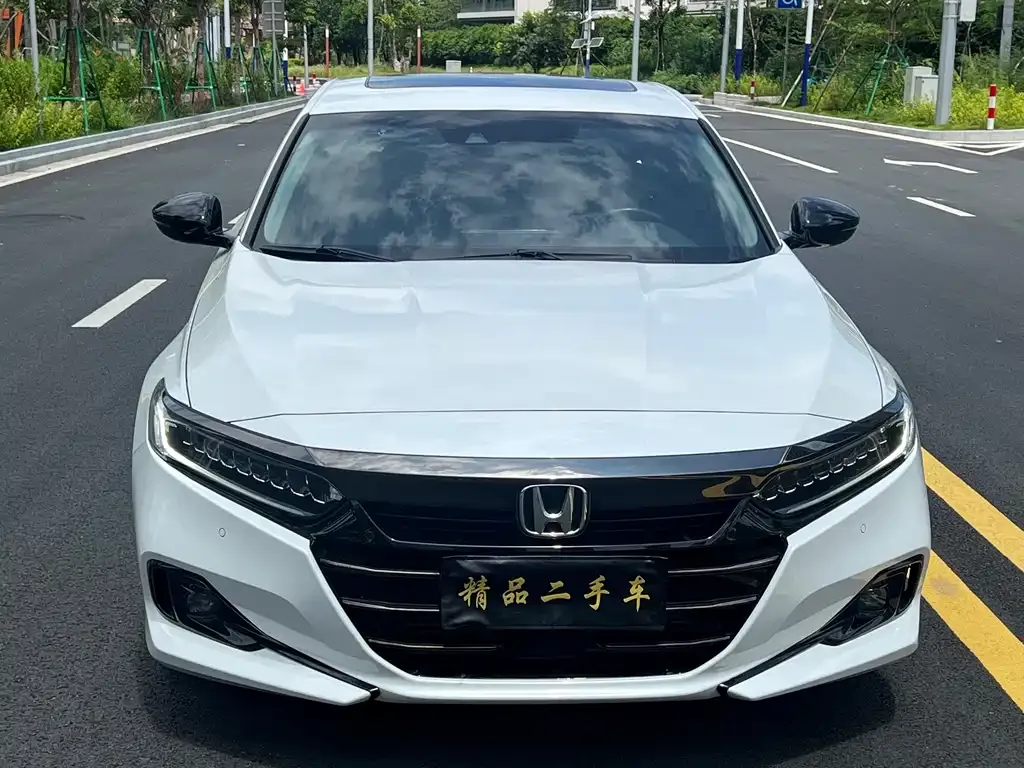 Honda Accord — фото 6