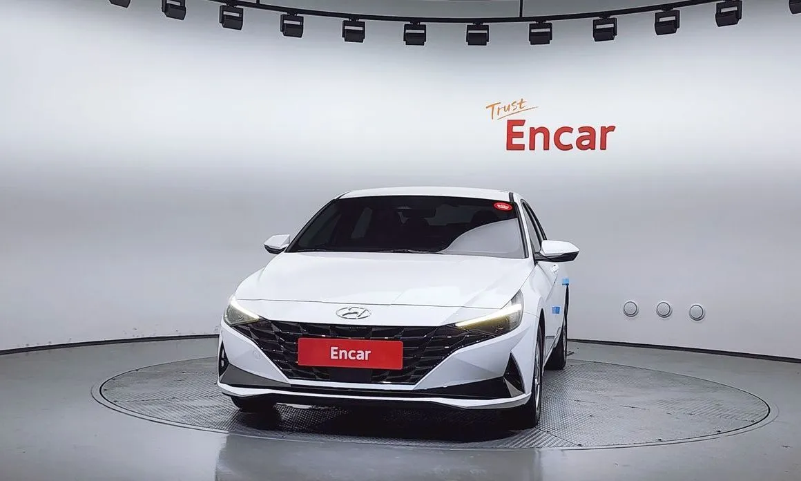 Hyundai AVANTE — фото 2