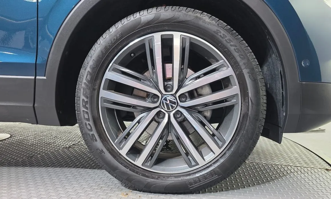 Volkswagen Tiguan — фото 4