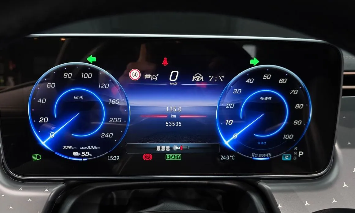 Mercedes-Benz EQE 2023 из KR, фото 4