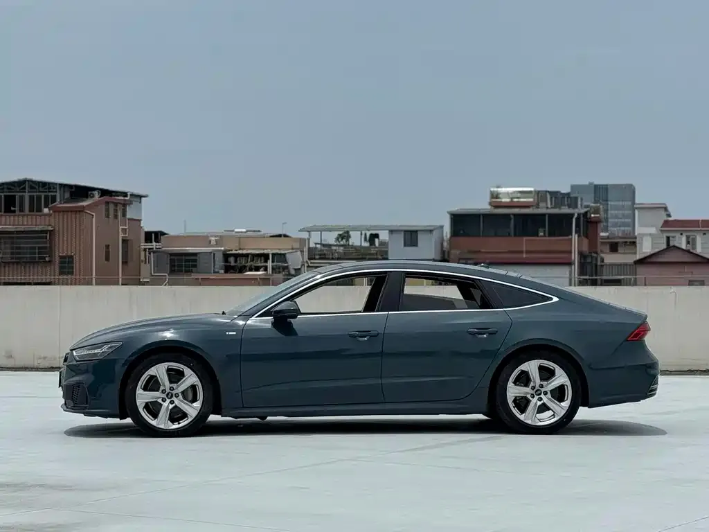Audi A7 2021 из CN, фото 5