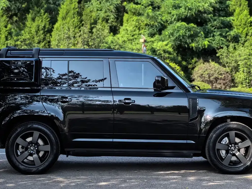Land Rover Defender — фото 9