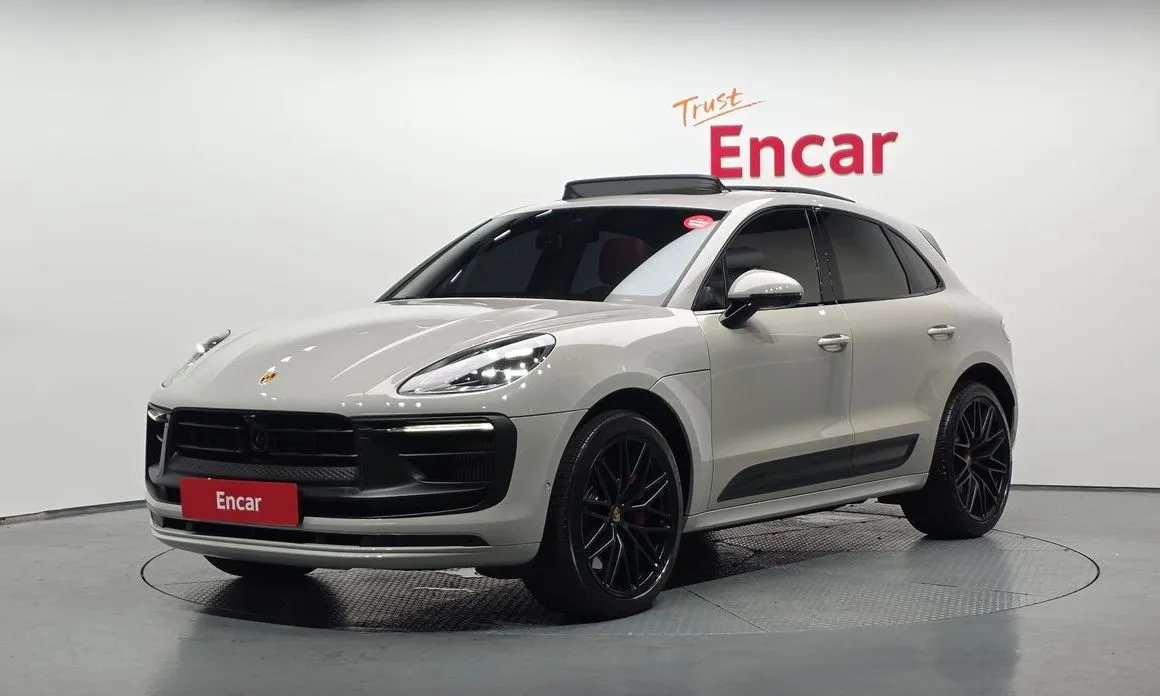 Porsche Macan — фото 1