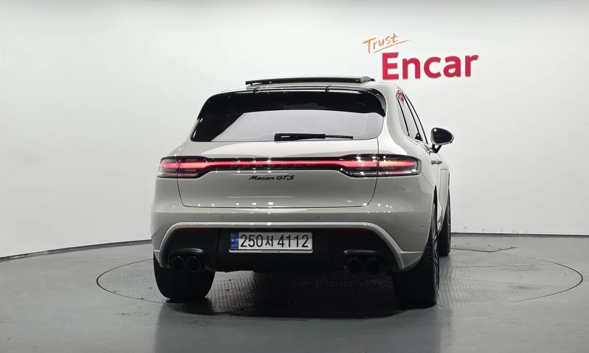 Porsche Macan — фото 3