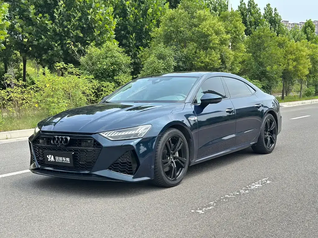 Audi A7L — фото 1