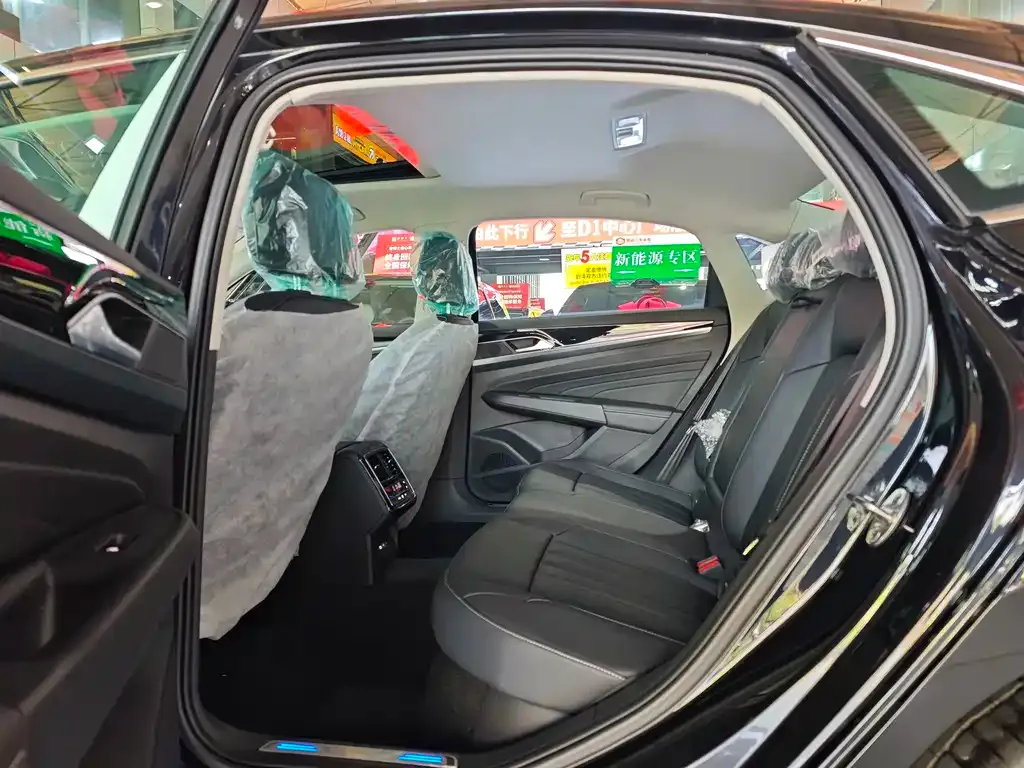 Volkswagen 帕萨特插电混动 — фото 3