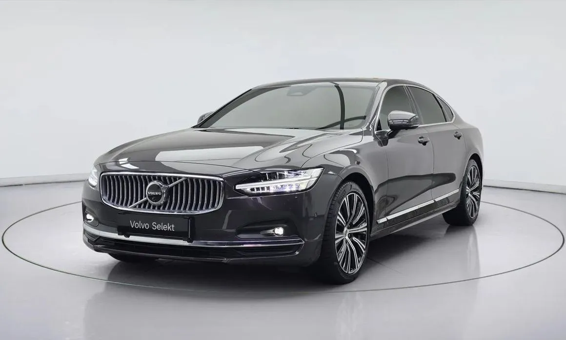 Volvo S90 — фото 1