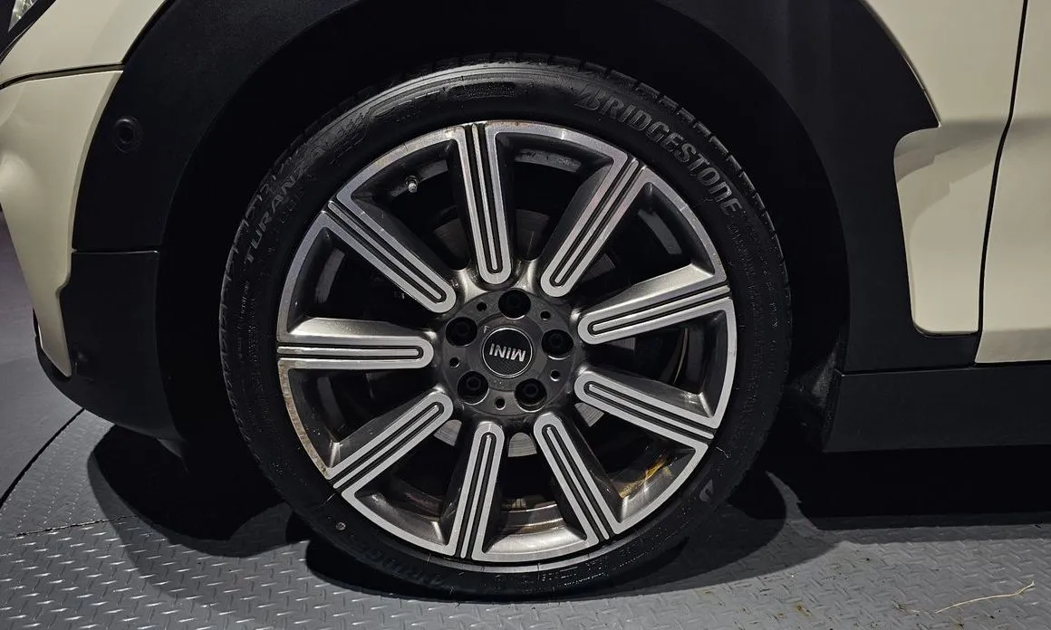 Mini Clubman 2021 из KR, фото 9