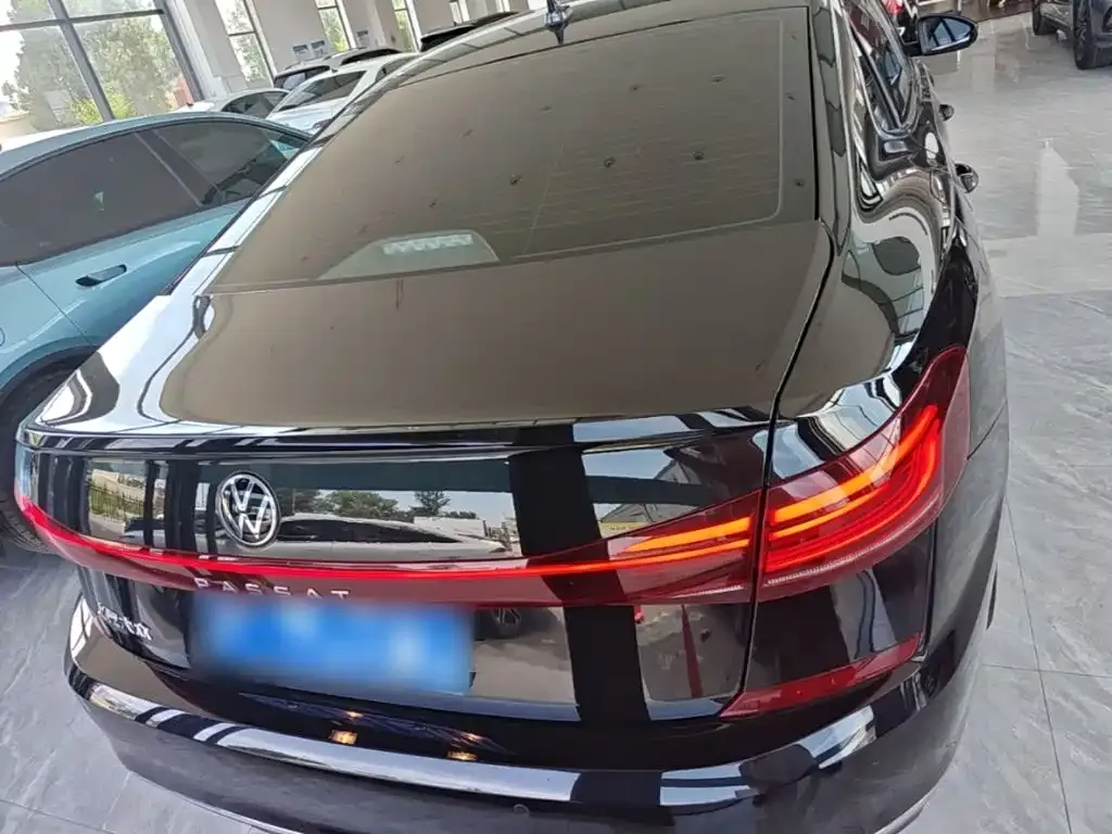Volkswagen Passat — фото 4