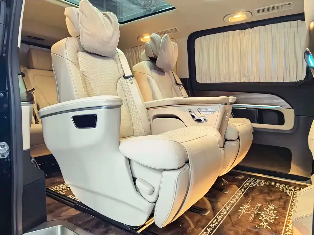 Mercedes-Benz V-Class — фото 4
