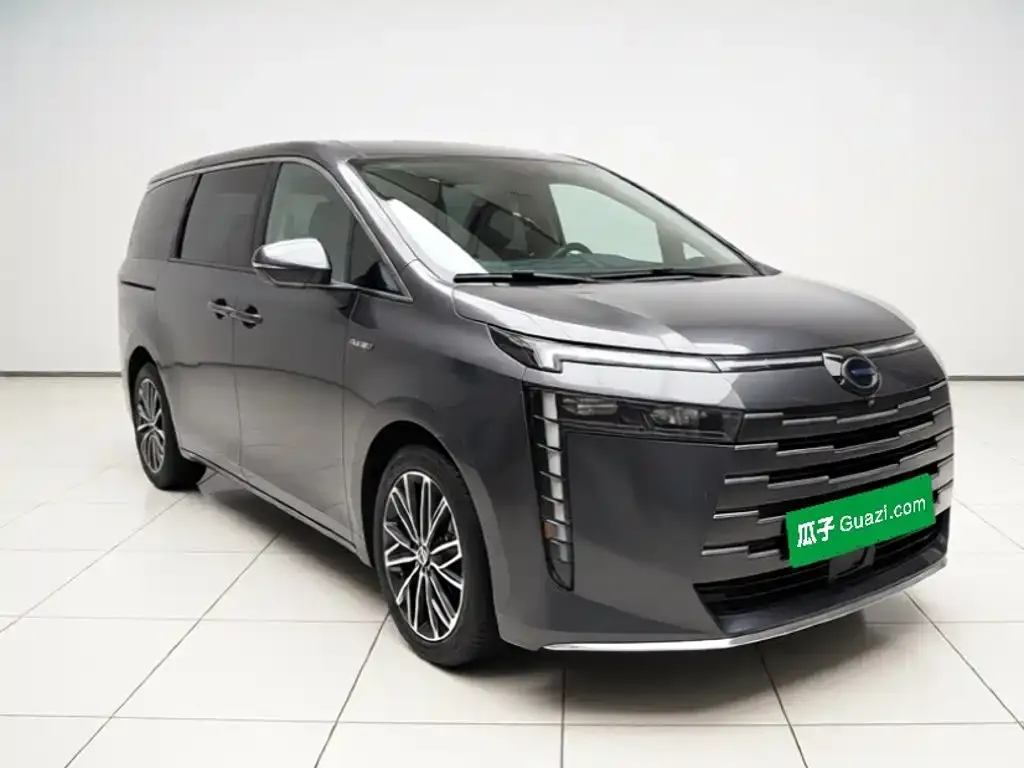 GAC Motor 传祺E8 PHEV — фото 4