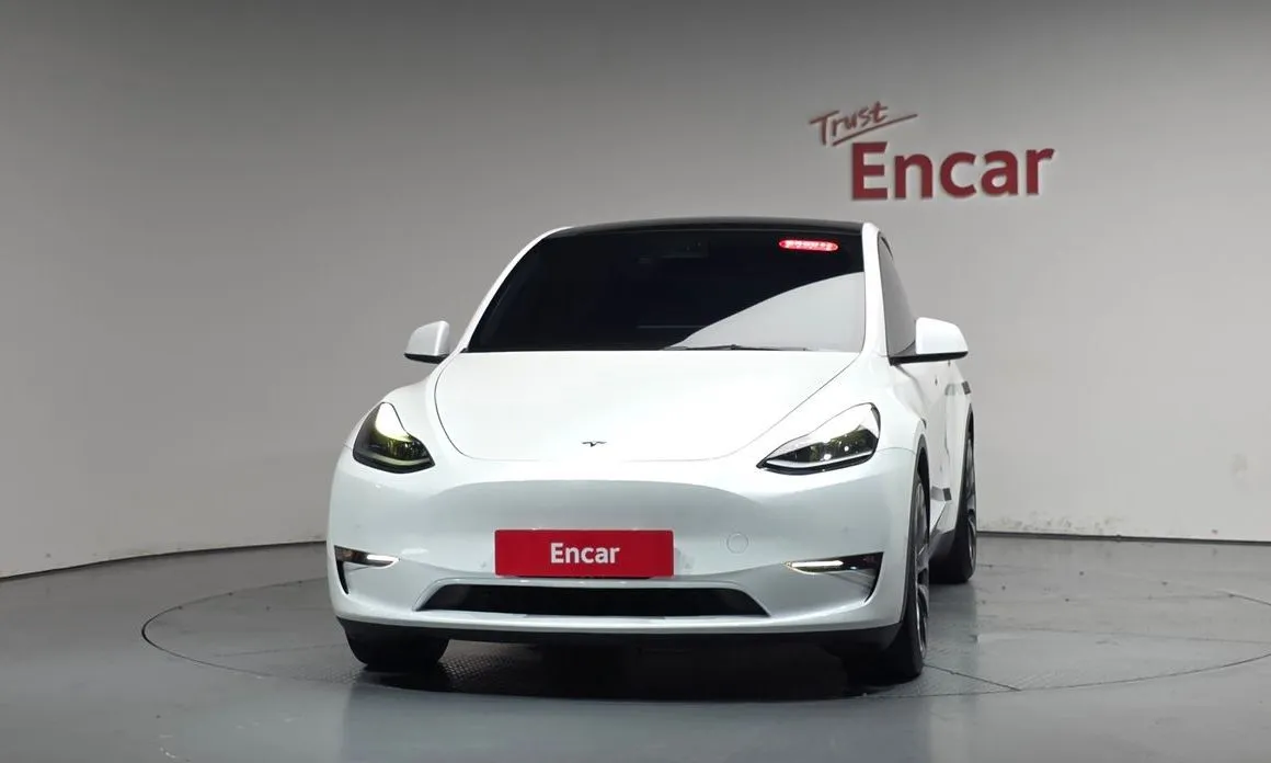 Tesla Model Y 2021 из KR, фото 2