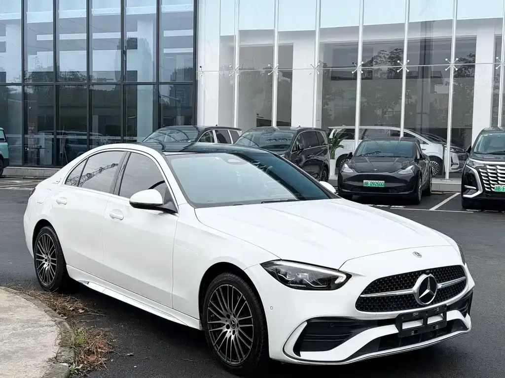 Mercedes-Benz C-Class — фото 10