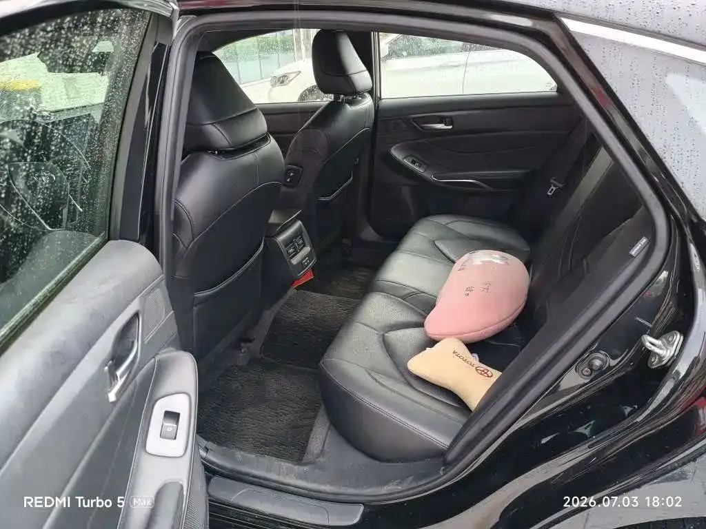 Toyota Avalon 2024 из CN, фото 2