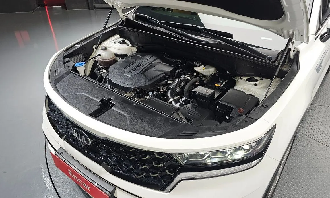 Kia Sorento — фото 9