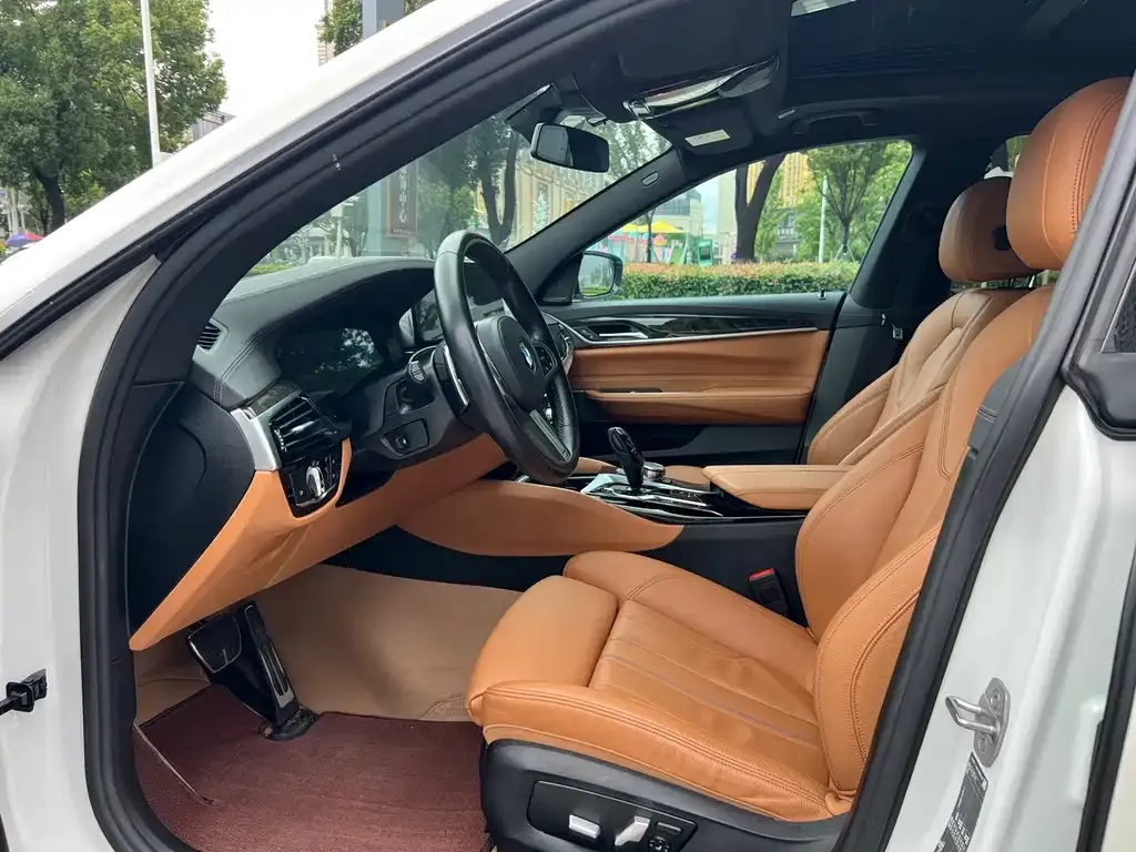 BMW 6 Series GT — фото 9