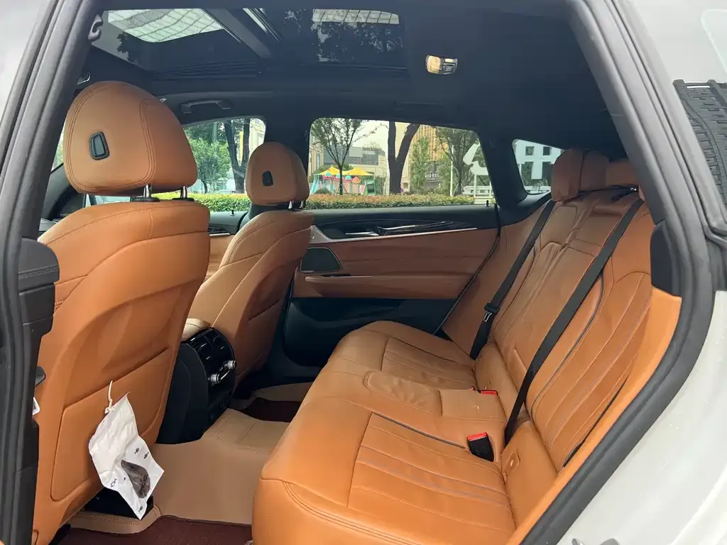 BMW 6 Series GT — фото 2