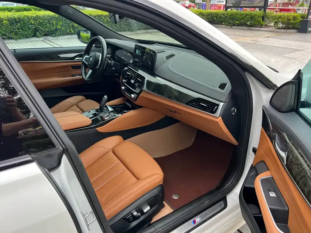 BMW 6 Series GT — фото 8