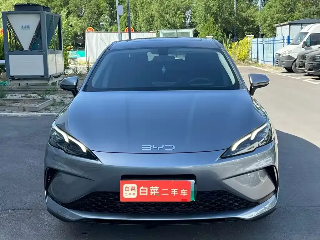 BYD Seal 05 DM-i — фото 7