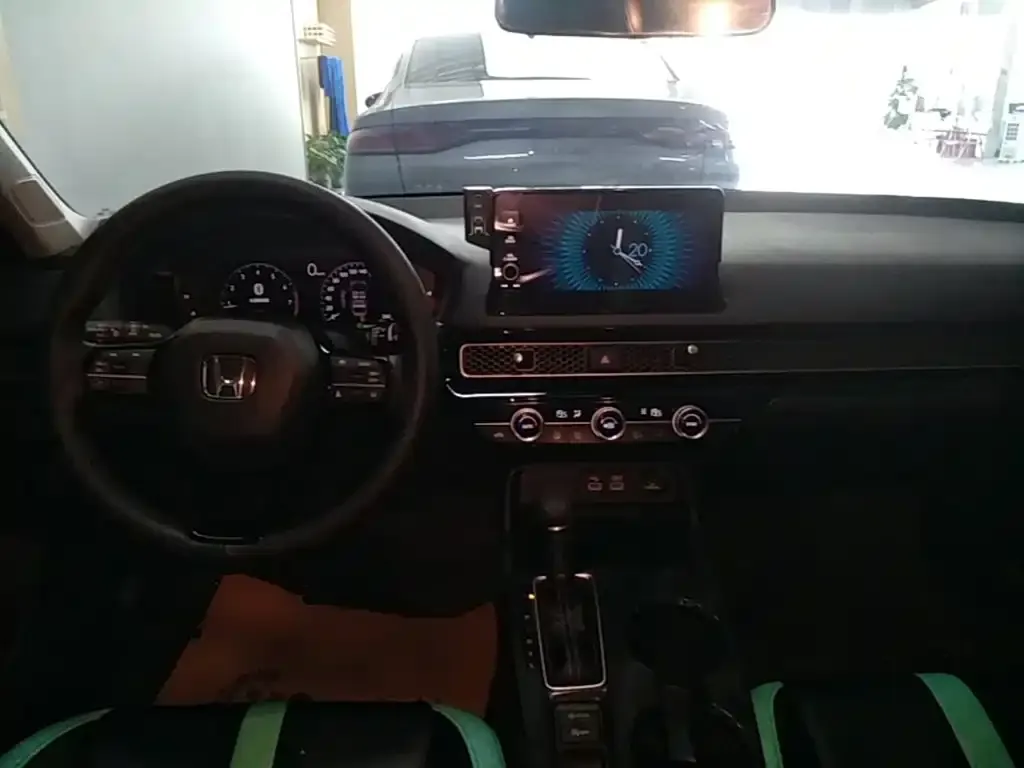 Honda Civic — фото 8