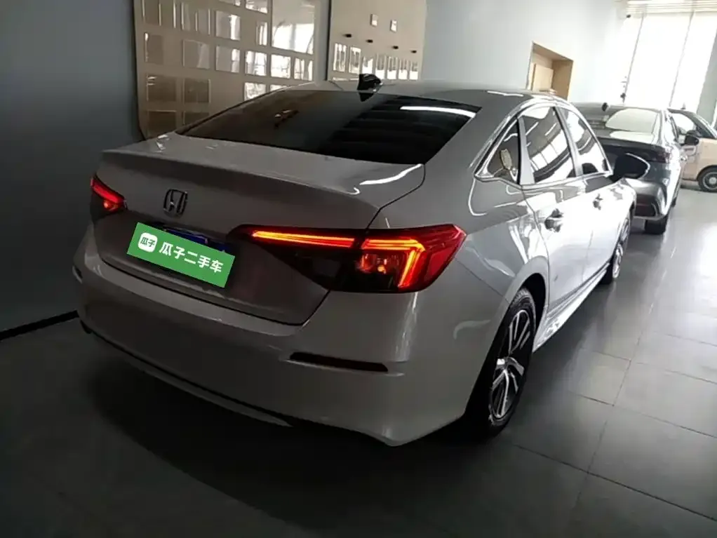 Honda Civic — фото 7