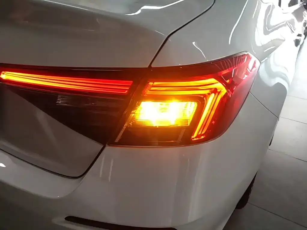 Honda Civic — фото 4