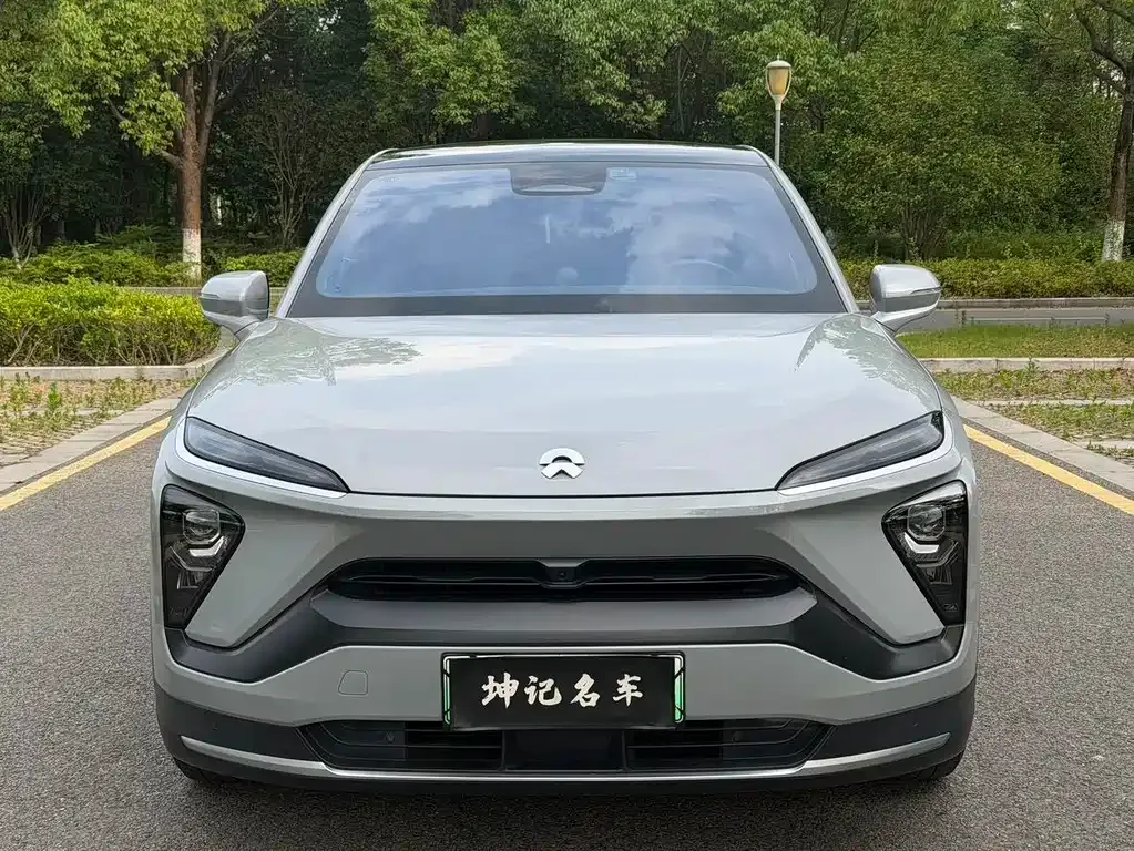 NIO EC6 — фото 9