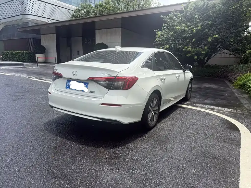 Honda Civic — фото 5