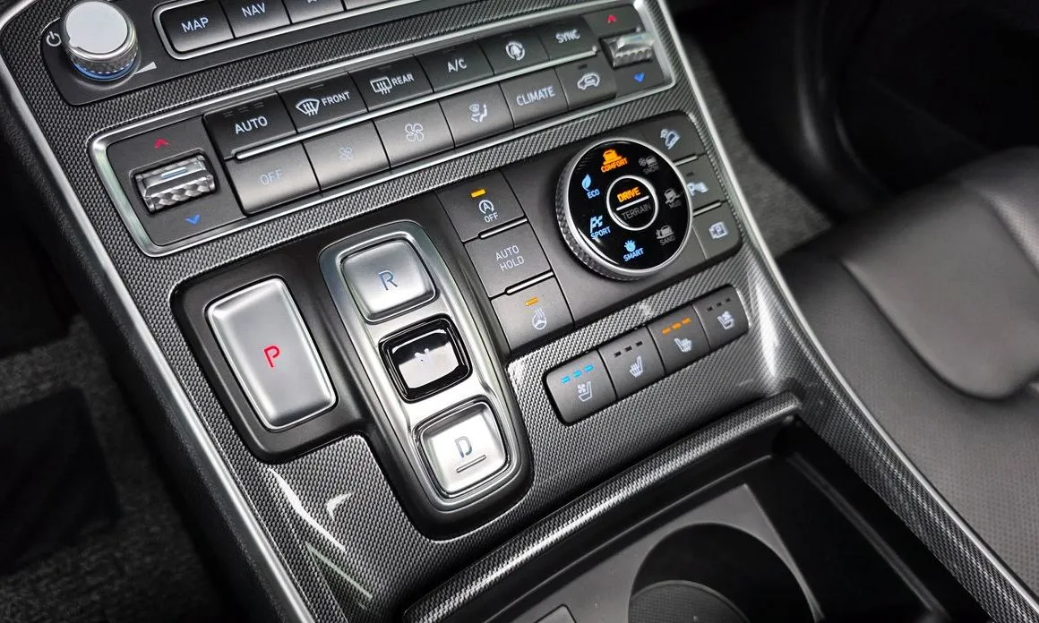 Hyundai Santafe — фото 8
