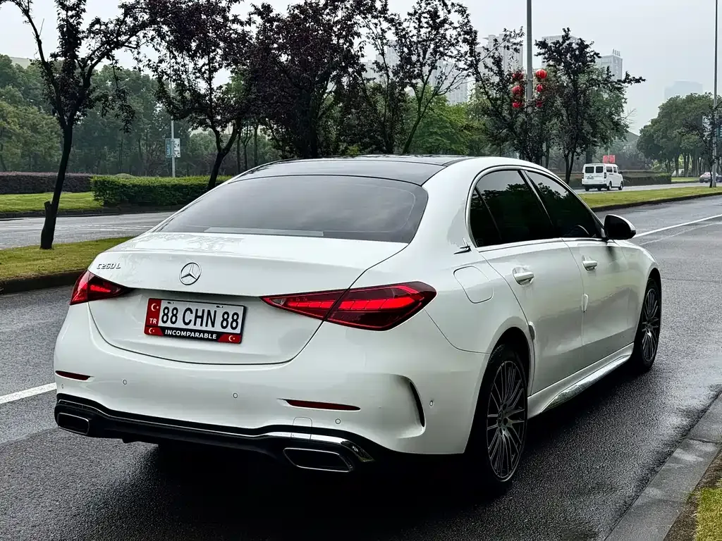 Mercedes-Benz C-Class — фото 9