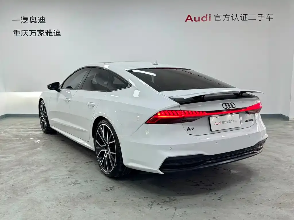 Audi A7 — фото 8